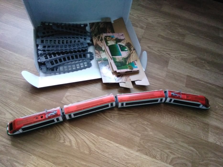 Comboio pendular elétrico