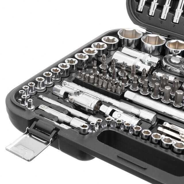 Набір інструментів 1/2" & 3/8" & 1/4", 156 од Cr-V. INTERTOOL ET-8156.