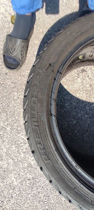 продам резину 225/45r17