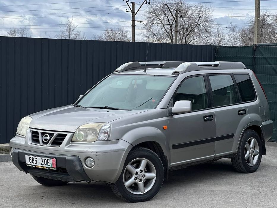 В продаж! Nissan X-Trail 2005 рік турбо дизель 4х4 .
2.2 турбодизель