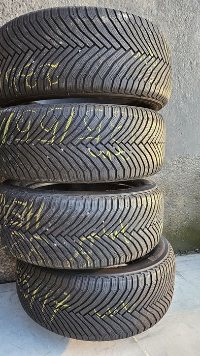 Opony 235.55.17 Michelin