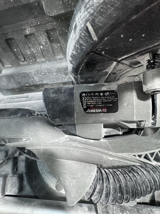 Girafa passar a lixa Werku