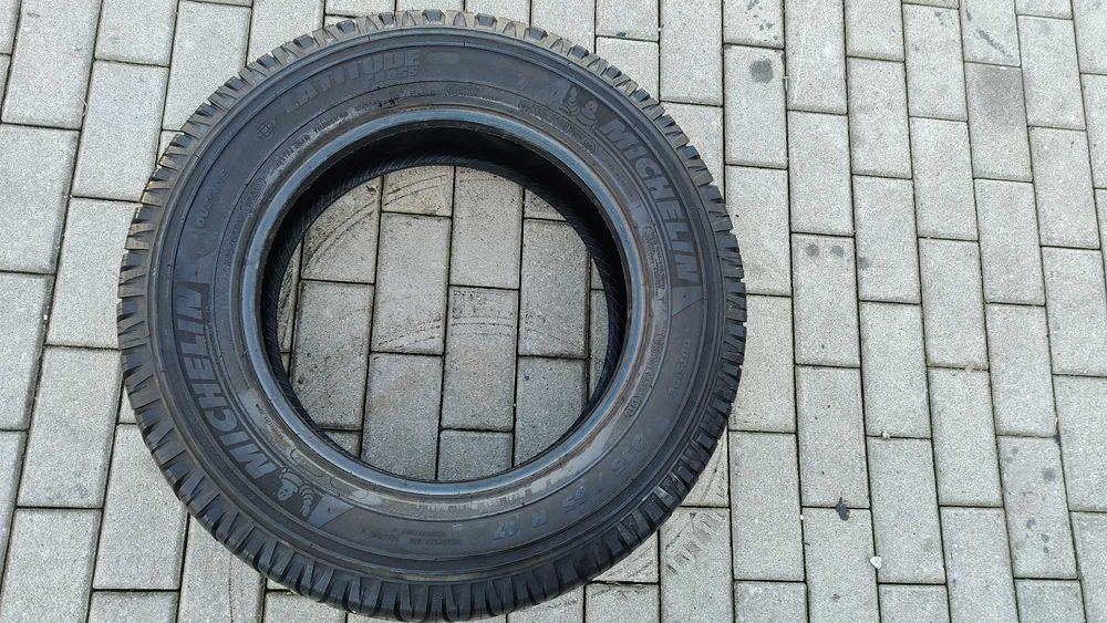 Opony Terenowe Zimowe 235/65/17 Michelin Latitude Cross 2023r 8mm
