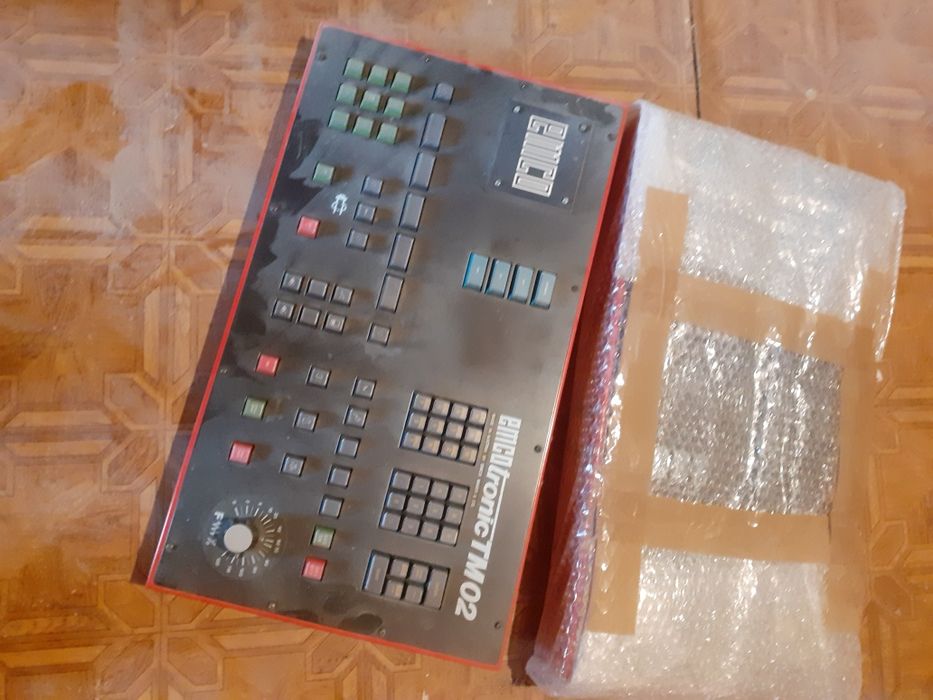 Emco tokarka frezarka panel sterowania  klawiatura  tronic tm 02 cnc