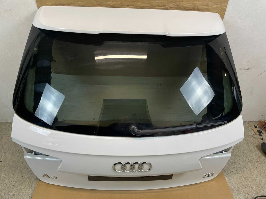 Lotka spojler Klapy bagaznika Audi A6 C7 kombi avant S-Line