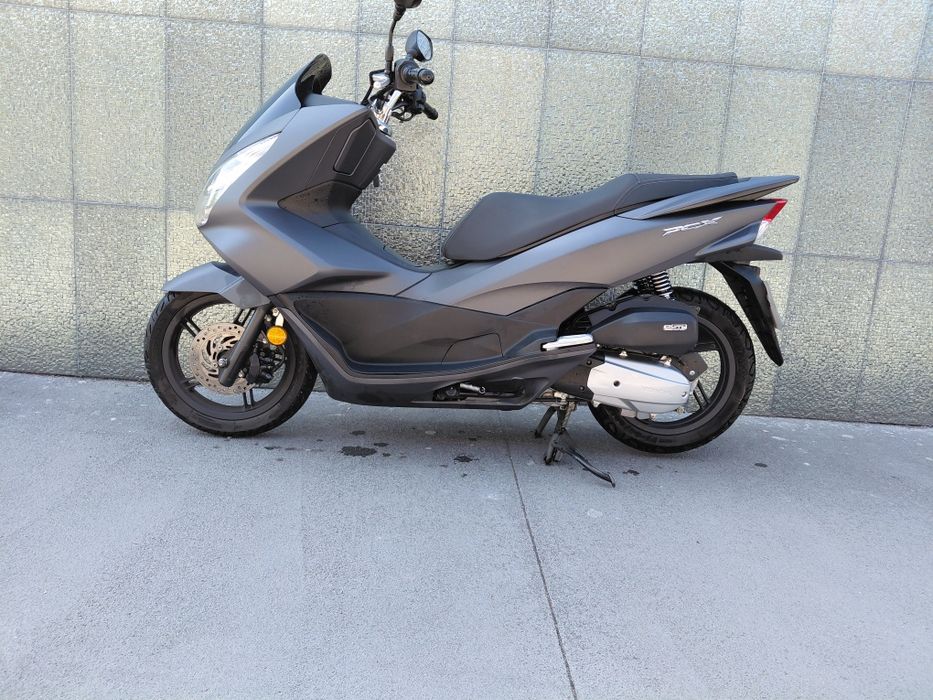 Honda pcx 2017 com 23mil km