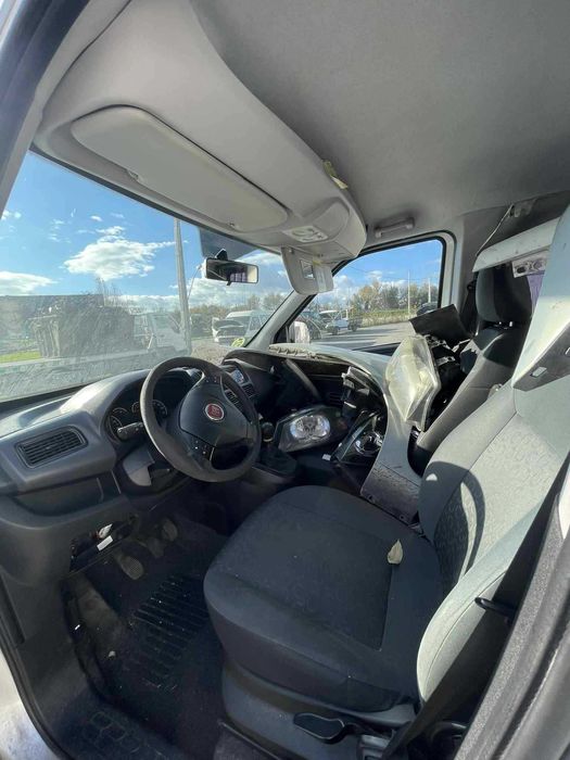 Fiat Doblo 2013 para peças!