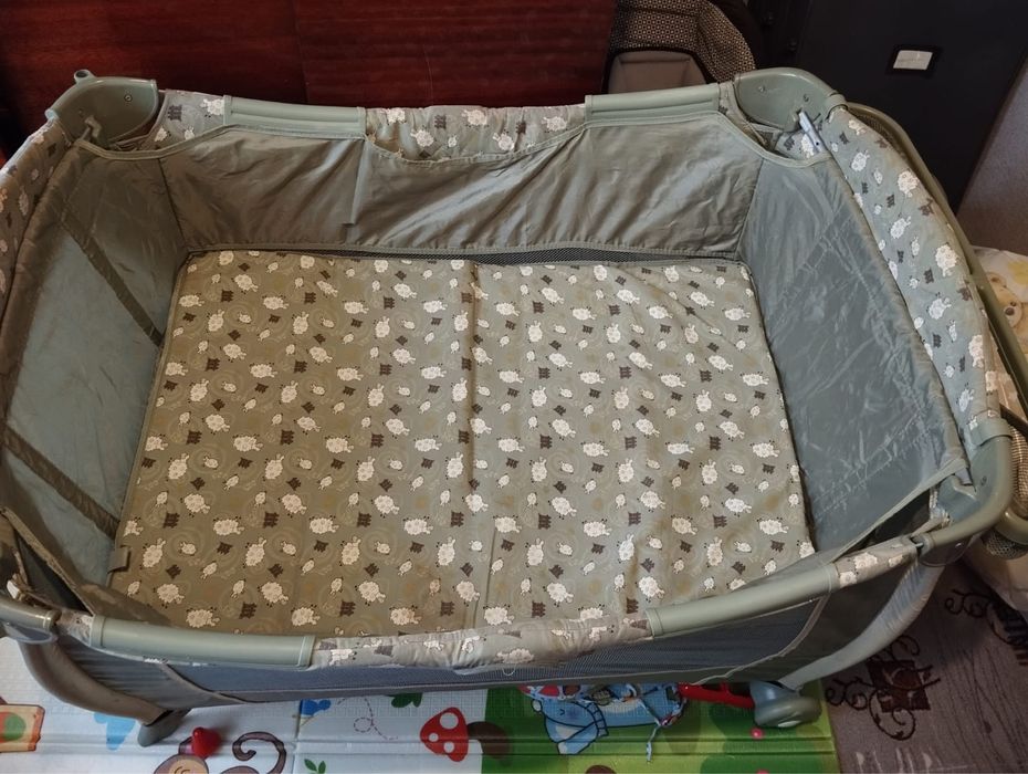 Манеж /кровать 3в1 , + пеленатор