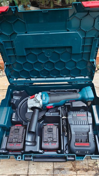 Szlifierka GWS 18V-10 Bosch 2x5,0Ah L-BOXX