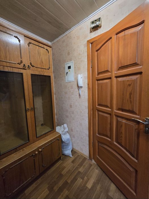 Здам подобово 1 кімнатну квартиру в районі Сєдова, звітна документація