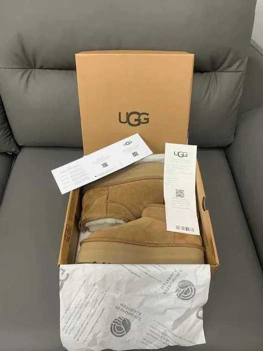 UGG_Classic_Ultra_Mini_Platformie_R.40