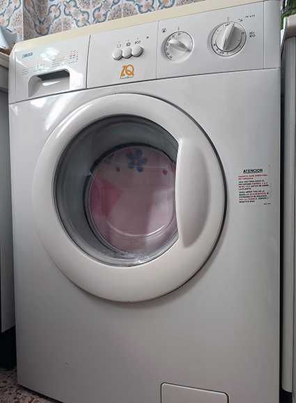 Máquina de lavar roupa Zanussi FA 623