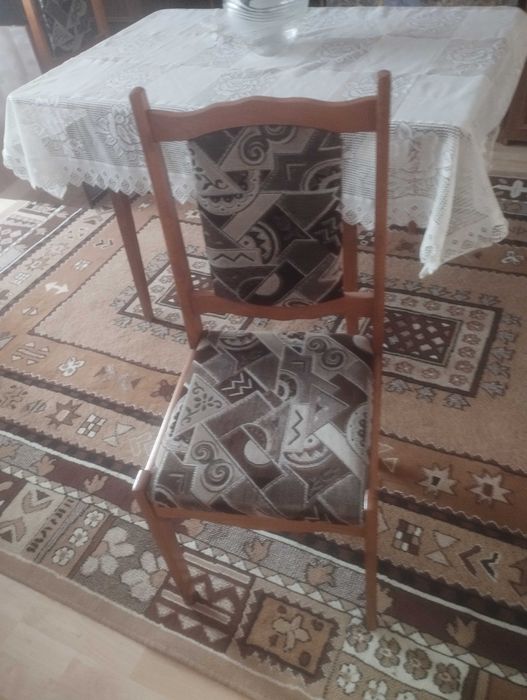 Krzesła salonowe