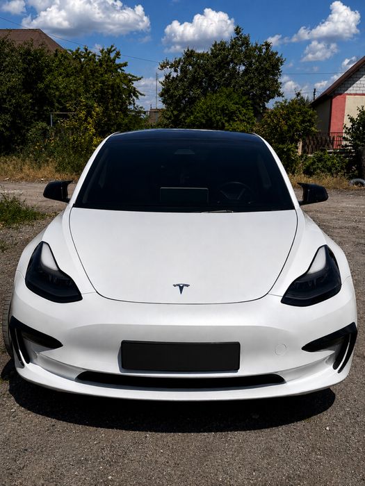 Tesla model 3 2023 Perfomance 82