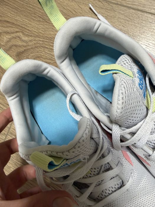 Кросівки adidas 37 розмір