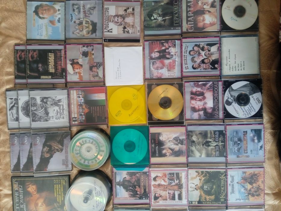 Диски CD DVD для детей и взрослых. Боксы для дисков