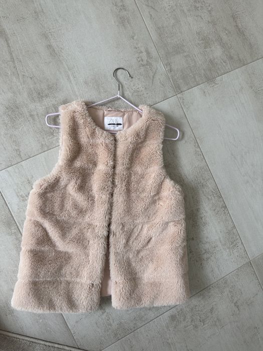 Хутряна жилетка