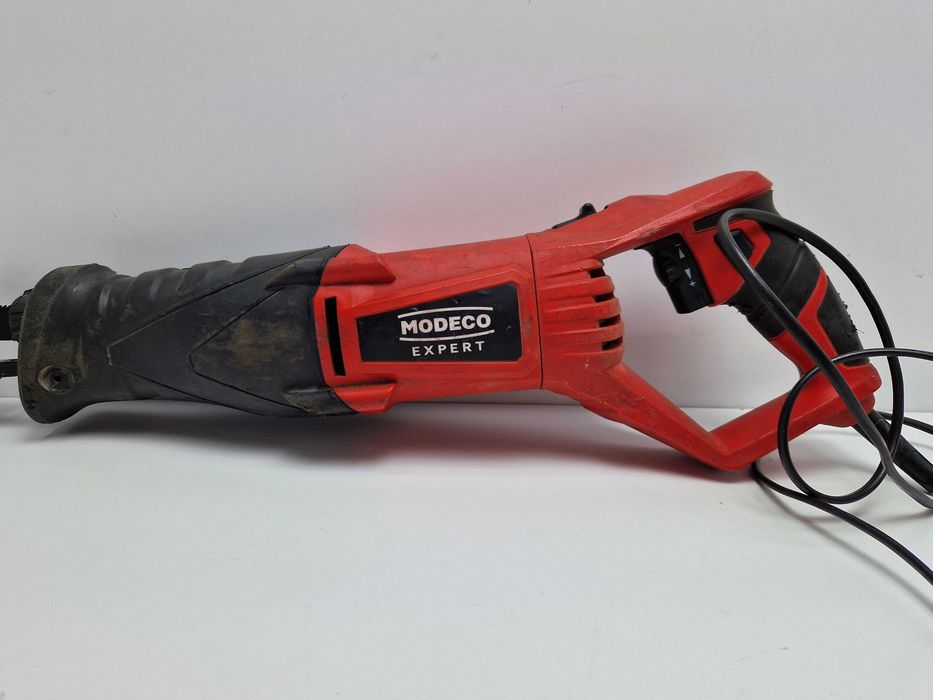 Piła szablasta elektryczna Modeco MN-92.501 800W