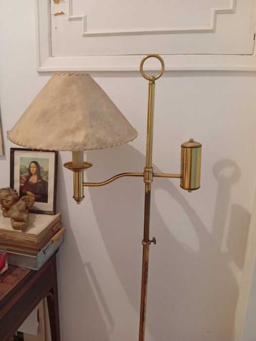 Candeeiro de pé em latão – não funcional / para restauro