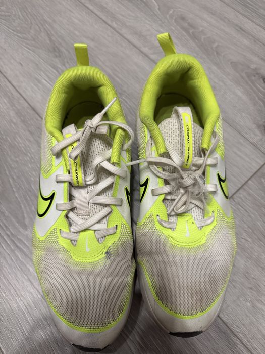 Спортивні кросівки nike