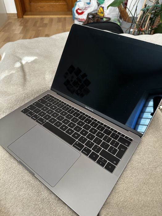 MacBook Pro A1708