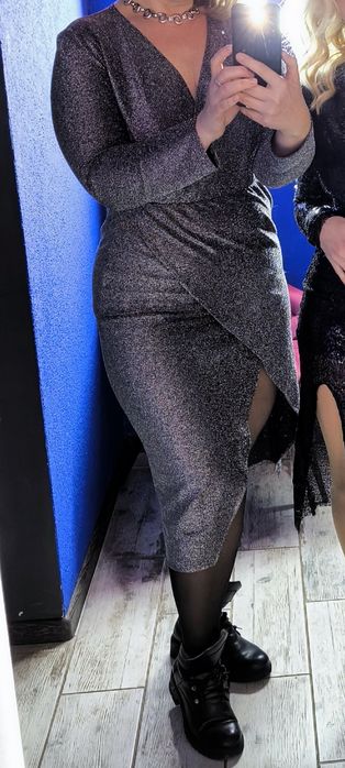 Продам платье 50-52 й размер