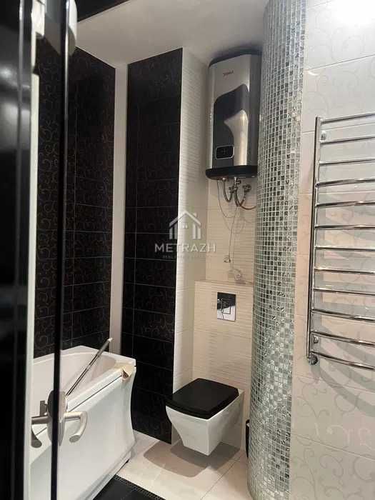 метро Бот.сад будинок бізнес-класу ЖК МИР   2к квартира 75м2 ( 12601)