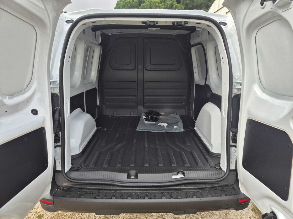 Renault Kangoo 1.5 DCI 2026 Nova | IVA Incluído |