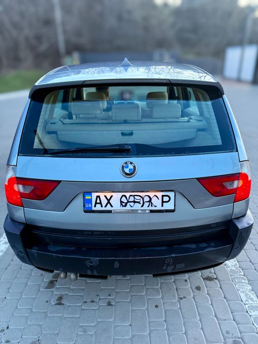 BMW X3 військовим
