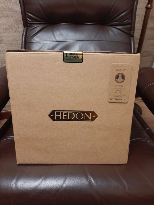 Capacete Hedon hedonist cosmos  tamanho  L.              Com  caixa e todos os acessórios  e documentos.
