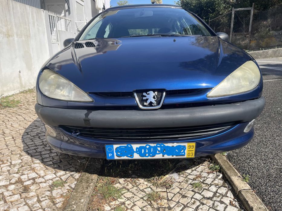 Veículo automóvel