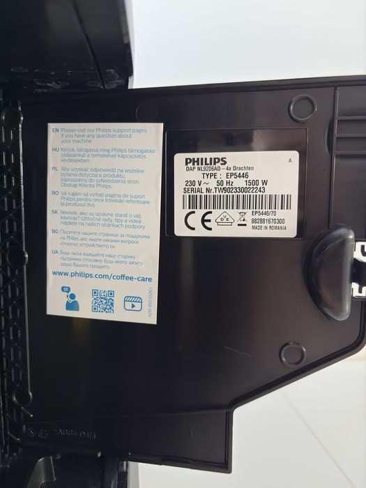 ekspres automatyczny Philips EP5446/70 LatteGo
