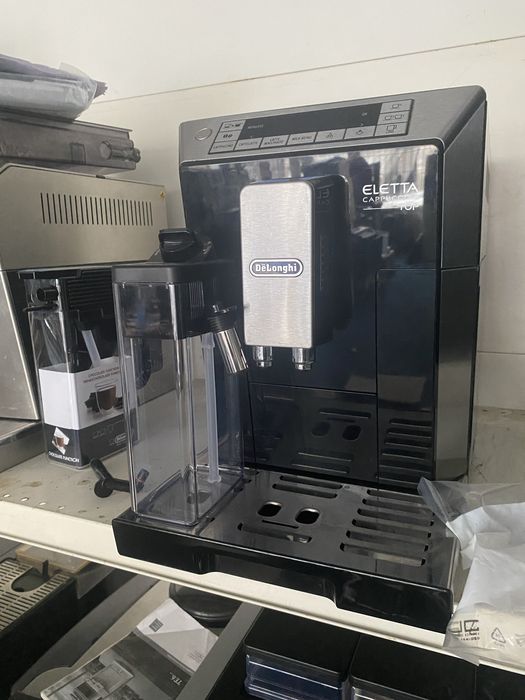 Кавомашина Delonghi Eletta Top Cappuccino