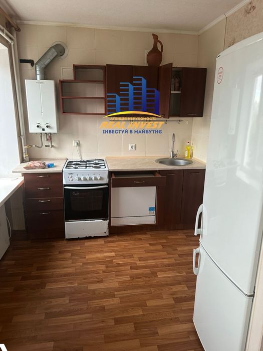 Продам 2 кім. Квартиру
