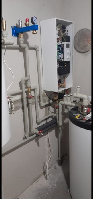 hydraulik usługi hydrauliczne udrażnianie rur płukanie instalacji reku