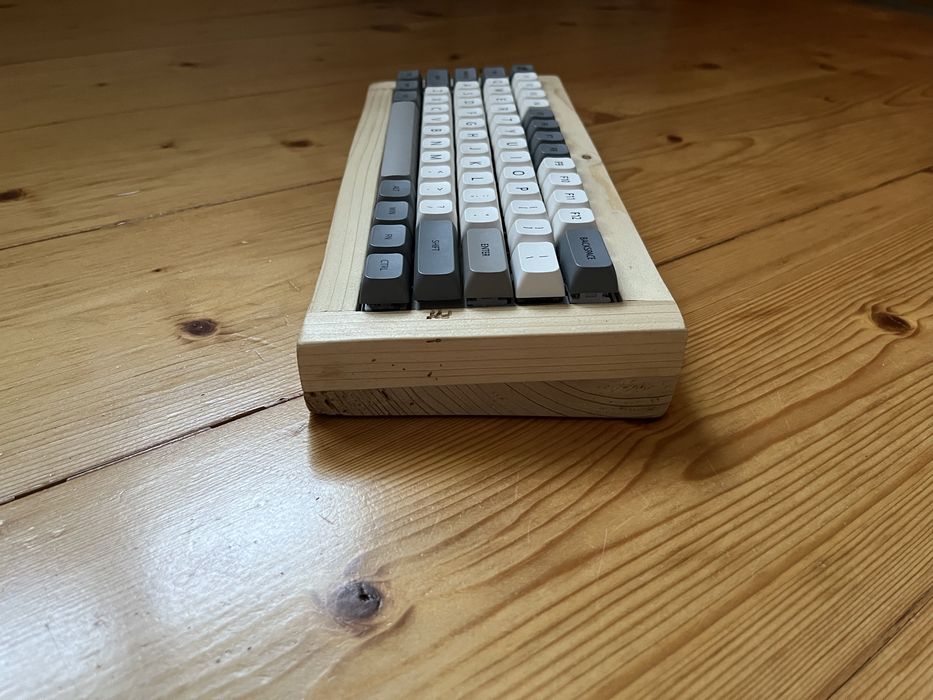 Drewniana klawiatura Redragon Draconic K530