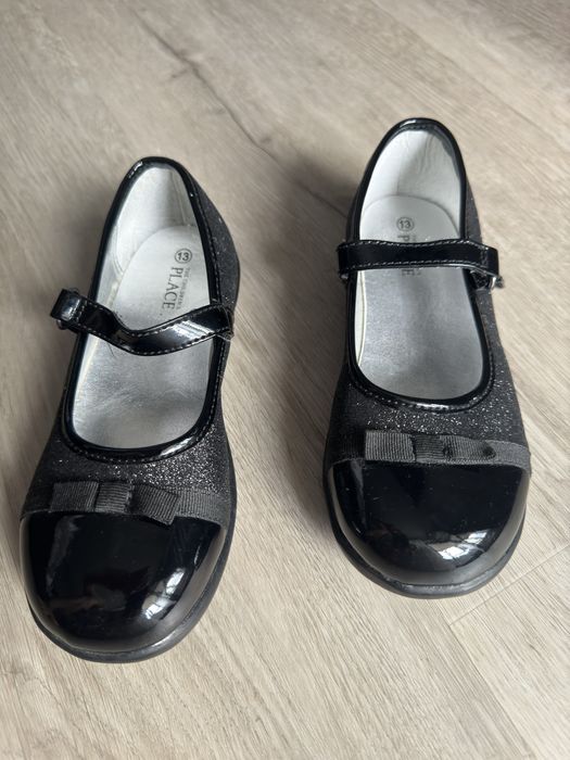 Лаковані туфельки