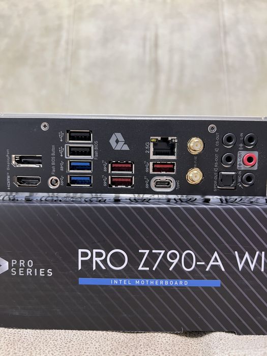 Материнська плата MSI Pro Z790-A Wi-Fi DDR5 (s1700, Intel Z790, PCI-Ex16)