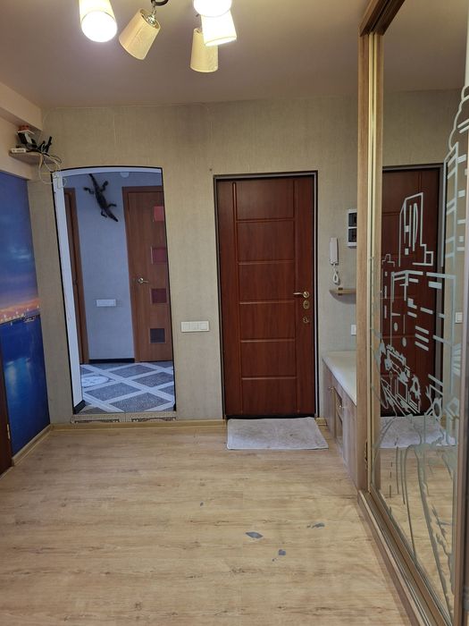 Здам 2 кімнати в 3 кімнатній квартирі ,10 хв метро Холодна гора