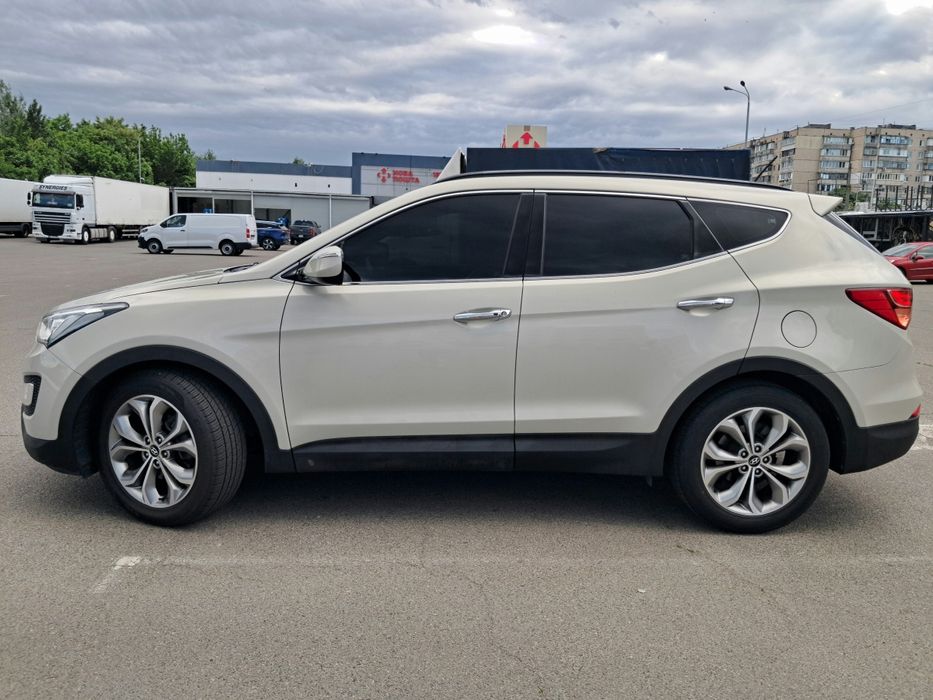 Продам Hyundai Santa Fe