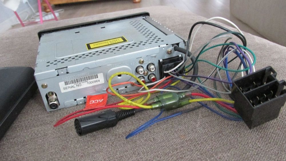Radio samochodowe Panasonic model CQ-RDP162N