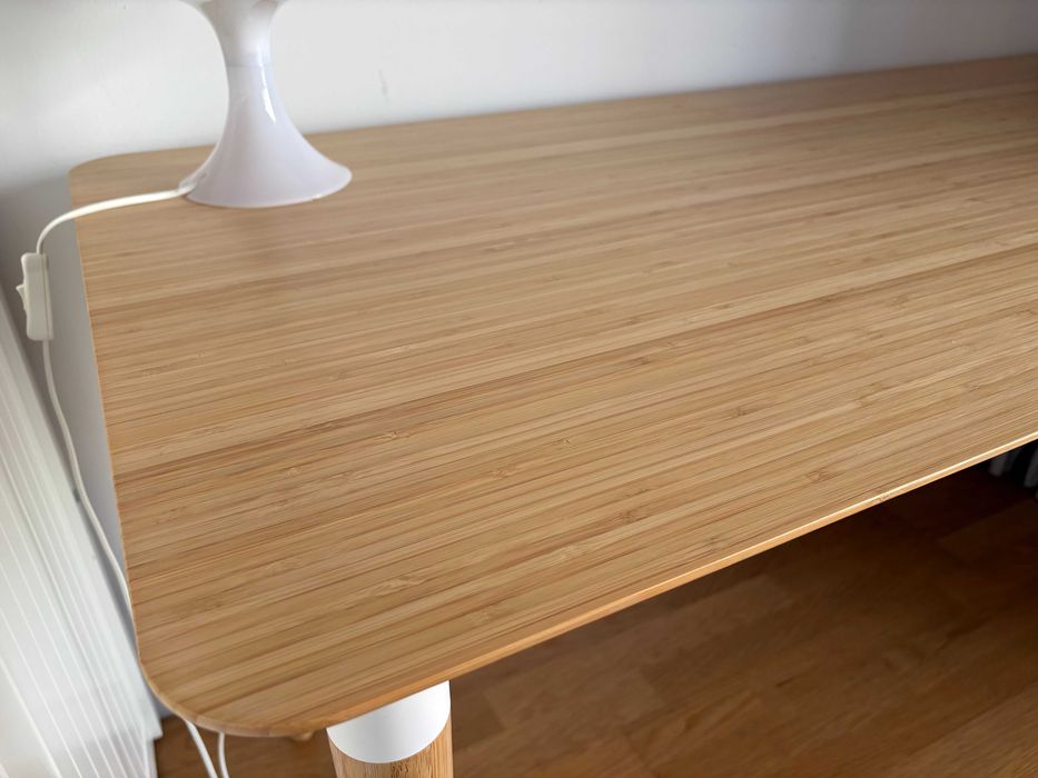 Secretária IKEA ANFALLARE / HILVER em bambu – Como nova