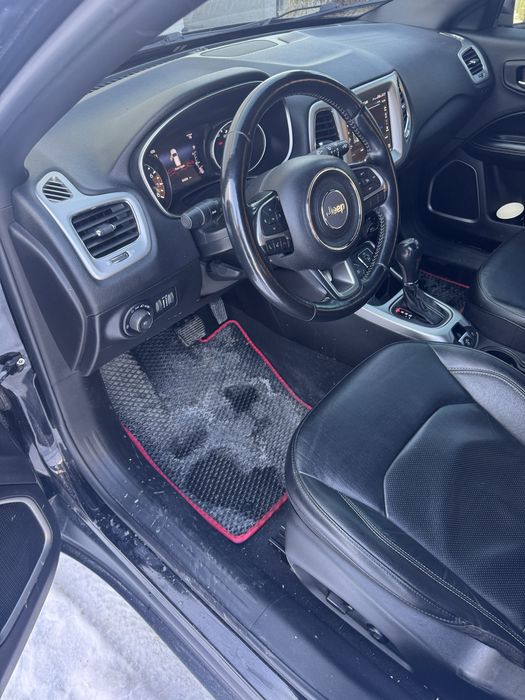 Продам джип компасс