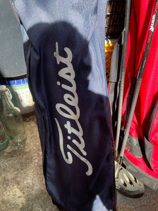 Lote 3 sacos de golfe Srixon, Titleist e Vantage
