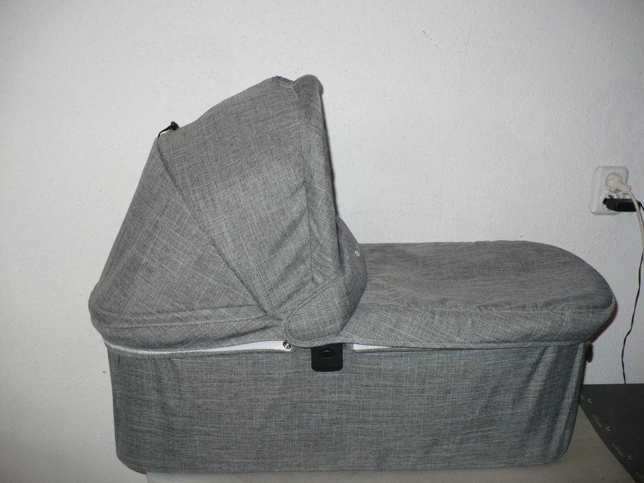 Gondola Valco Baby z wieloma dodatkami