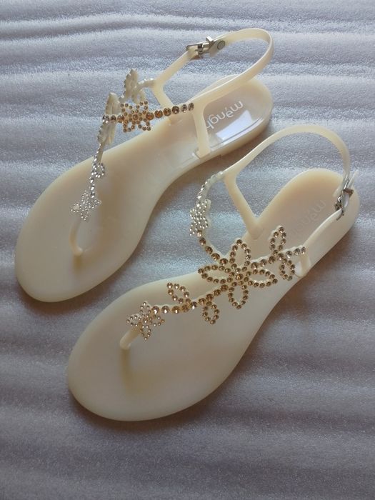 Продам шлепанцы italy