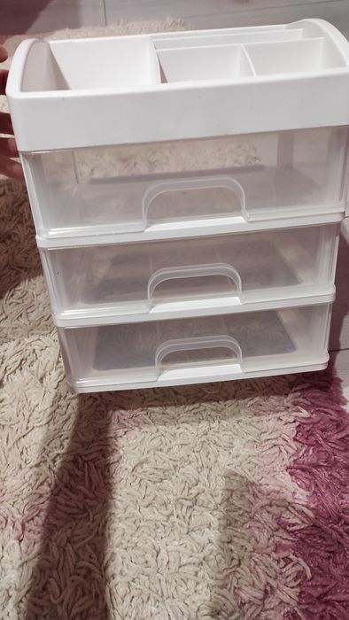 Organizer na kosmetyki