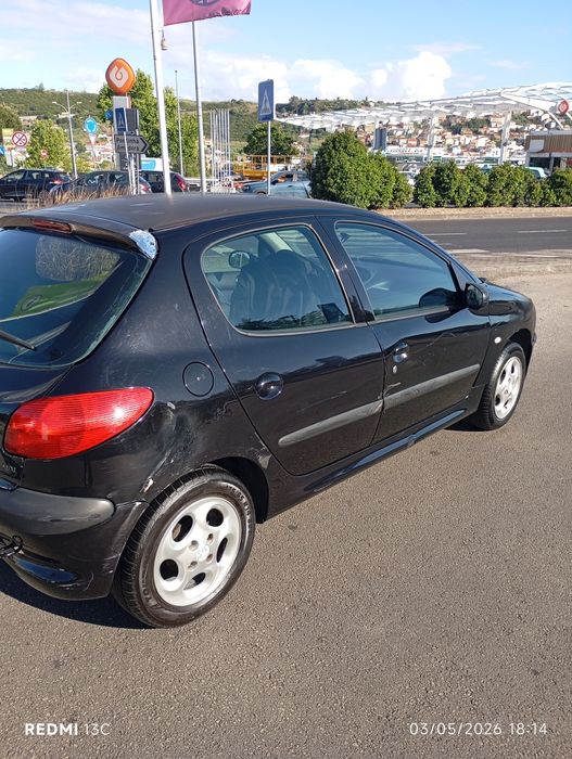 Peugeot 206 simples e Economico