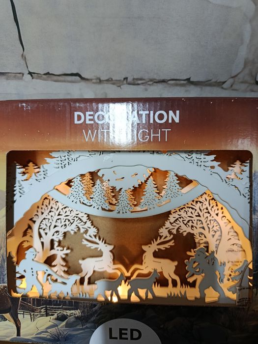 Świecąca  świąteczna dekoracja z oświetleniem LED ozdoba drewniana 29X19CM