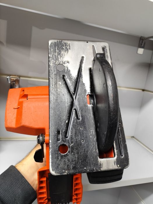 Hilti SCM 22-A акумуляторна паркетка Хілті оригінал по металу